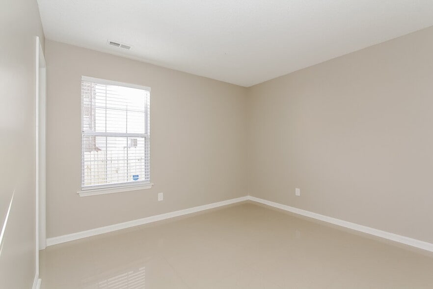 Building Photo - 1514 Jeffrey Bryan Dr