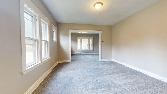 Building Photo - 3001 Denison Ave