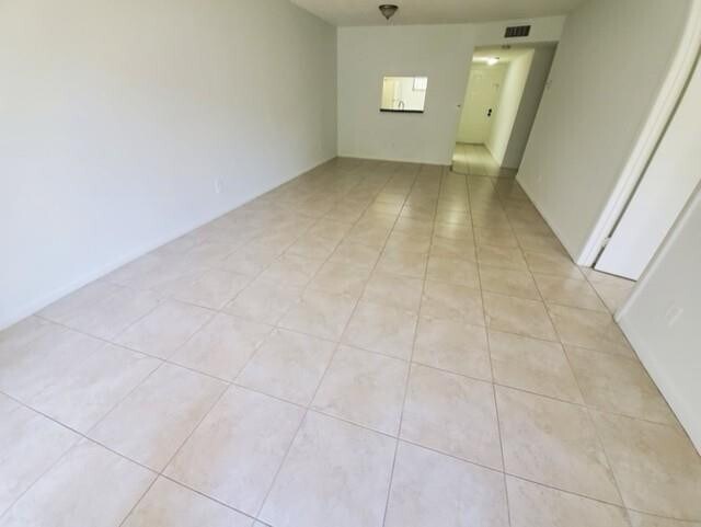 Building Photo - 8720 Shadow Wood Blvd