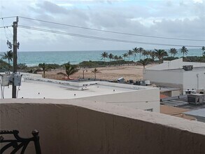 Building Photo - 6801 Harding Ave
