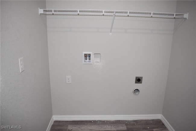 Building Photo - 4970 Ageman Ave