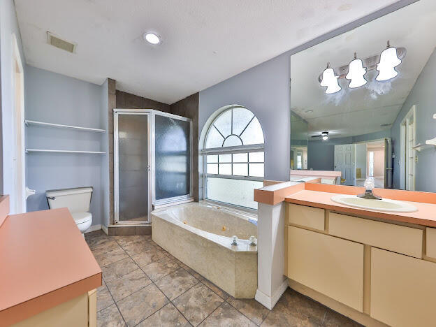 Building Photo - 3901 Loquat Rd