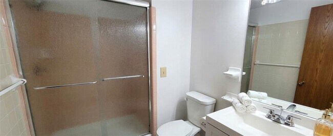 Building Photo - 6180 Elliott Family Pkwy