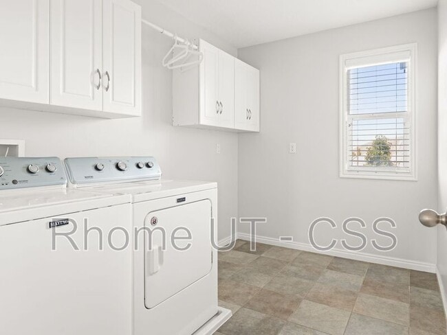 Building Photo - 2698 W Shady Hollow Ln