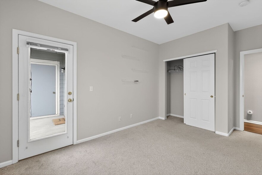 Building Photo - 4451 S Ammons St