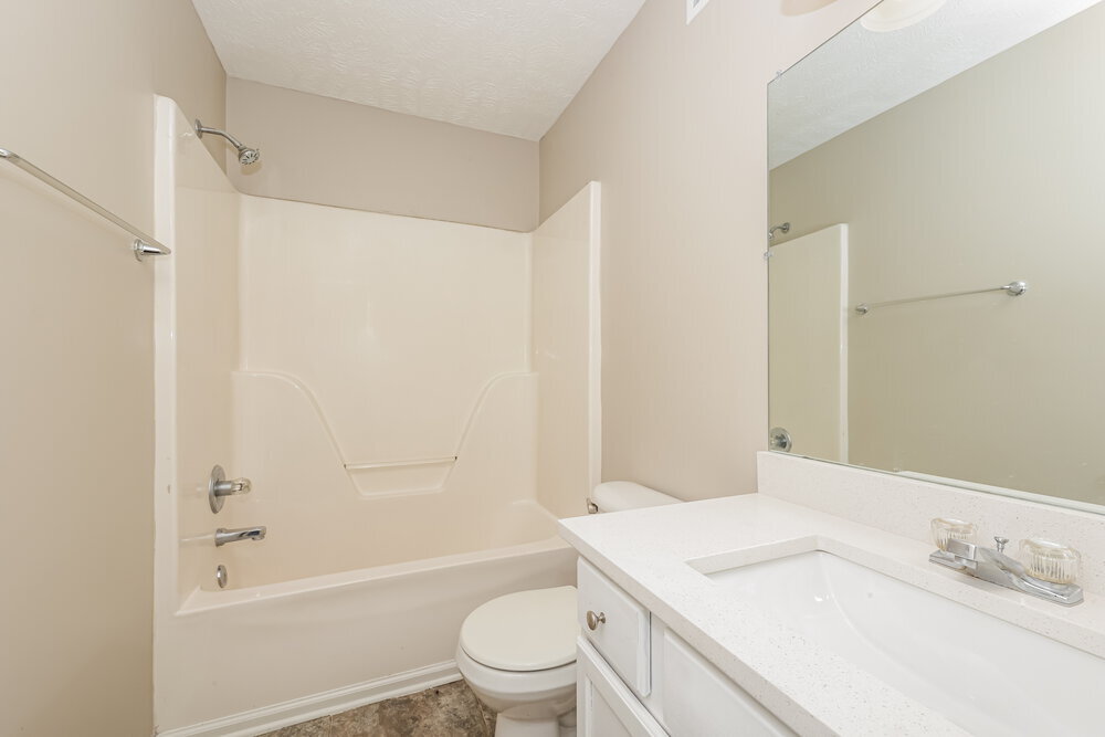 Building Photo - 1502 Killarney Dr