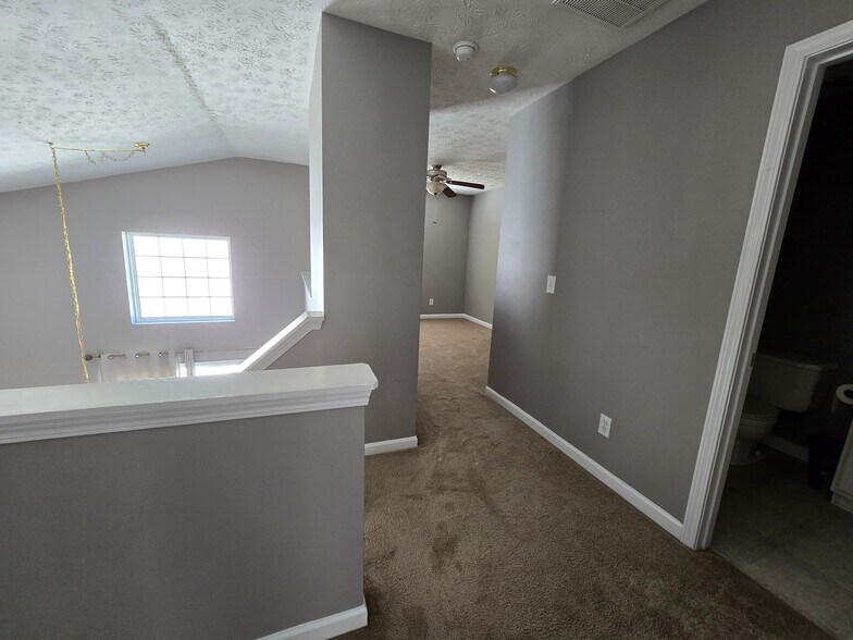 Building Photo - 231 Windcroft Ln NW