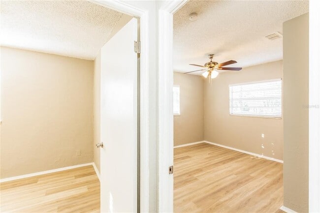 Building Photo - 4626 20th Ave N