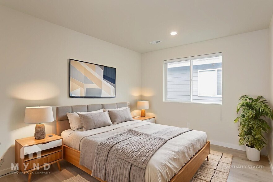 Building Photo - 33310 Crystal Ave SE