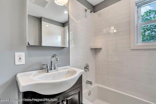 Building Photo - 8 Oceanport Ave