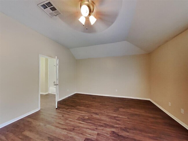 Building Photo - 201 Mammoth Springs Ln
