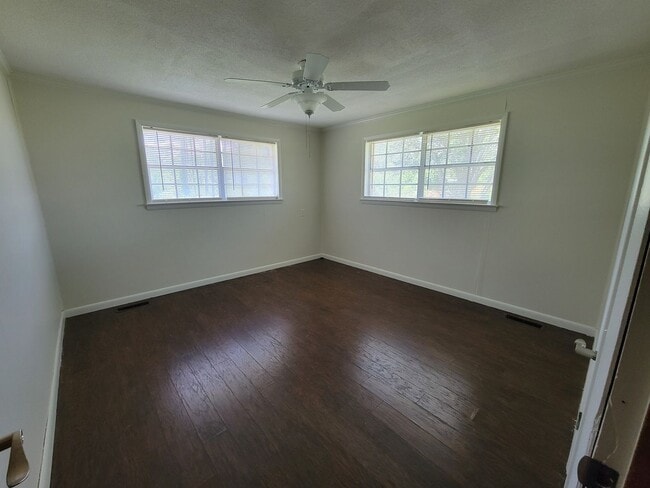 Building Photo - Home in Nashville GA