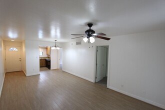 Building Photo - 3200 S Litzler Dr