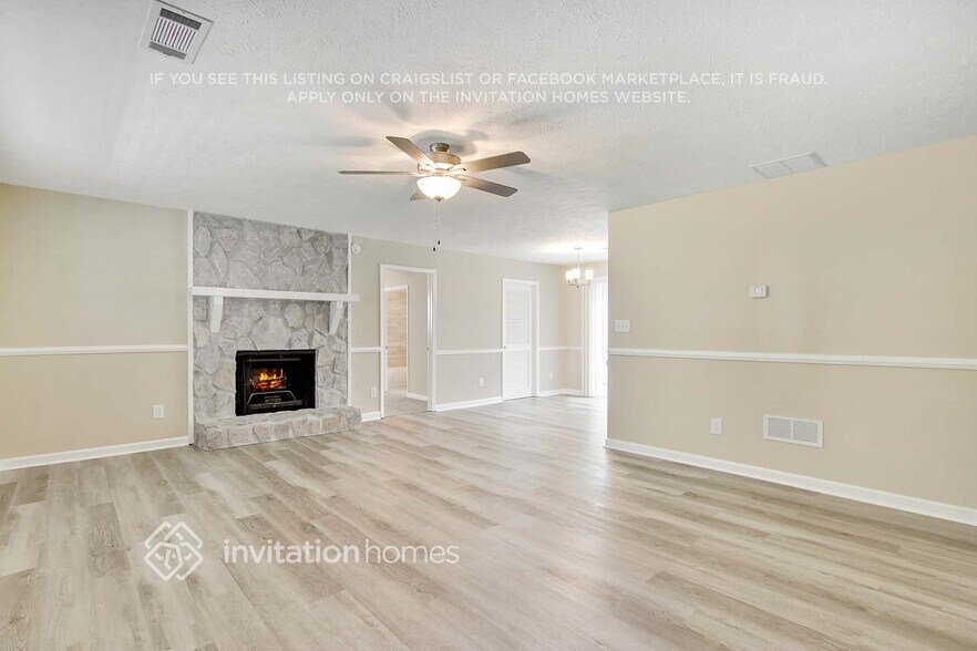 Building Photo - 1338 Fairridge Cir SW