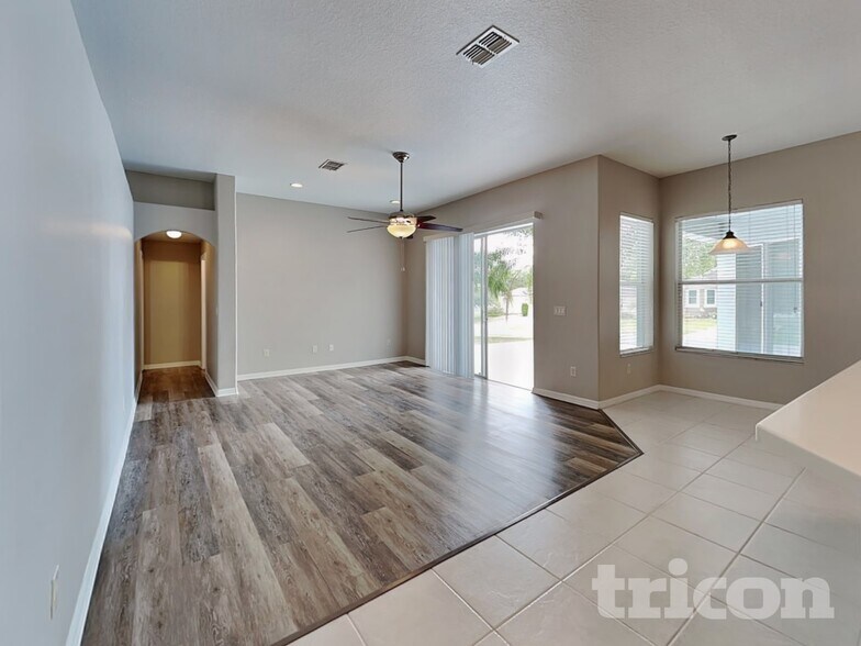 Building Photo - 14556 Edgemere Dr