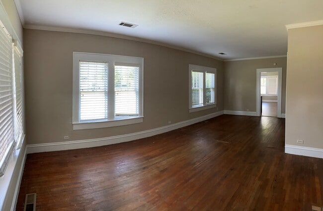 Building Photo - 1628 4th Ave