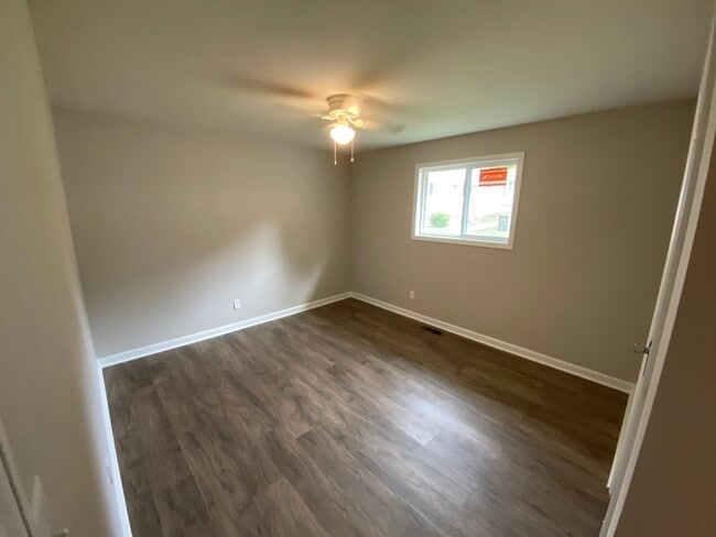 Bedroom 1 - 716 Marsh St