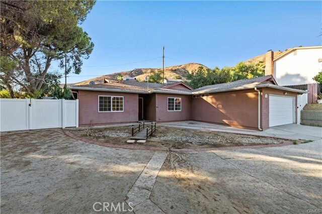 Building Photo - 10685 Ledeen Dr