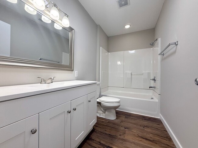 Building Photo - Newly Renovated 3-Bedroom Home with Fenced Backyard and Covered Patio in Cookeville