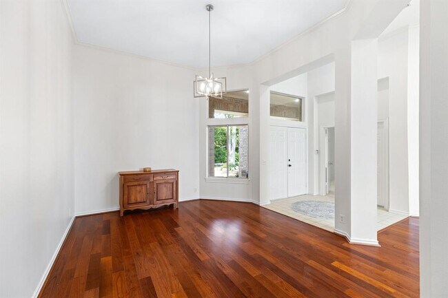 Building Photo - 7503 Clove Cove