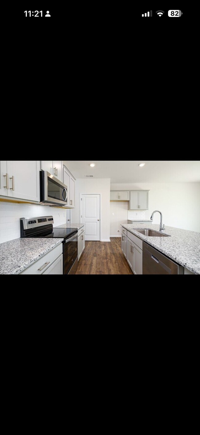 Building Photo - 103 Mable Leaf Ln