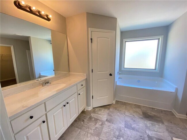 Building Photo - 1757 Miller Springs Dr