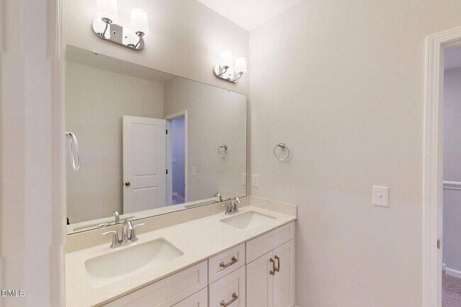 Building Photo - 2459 Englemann Dr