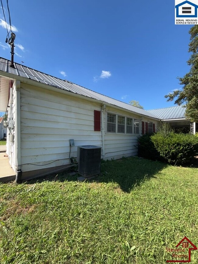 Building Photo - 312 Higginbotham Rd