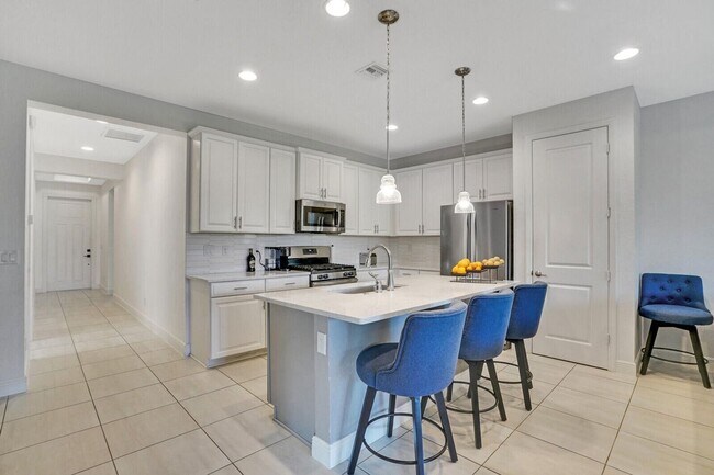 Building Photo - 19750 Split Rail Run