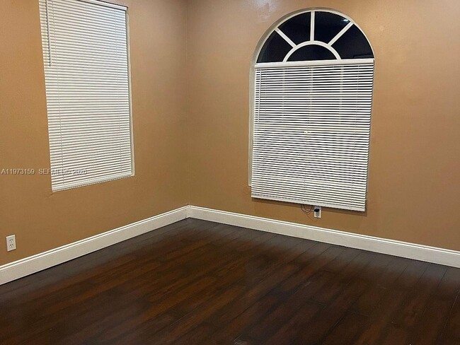 Building Photo - 2436 Raleigh St