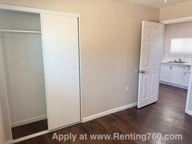 Building Photo - Cute 2 bed 1 Bath Home!