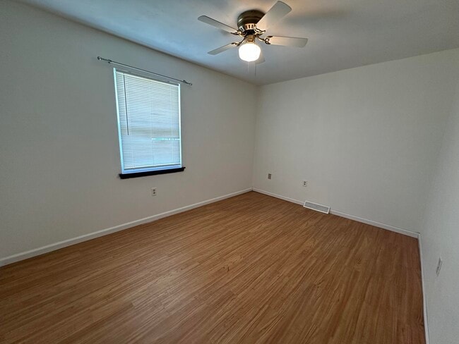 Building Photo - 4753 Bethel St