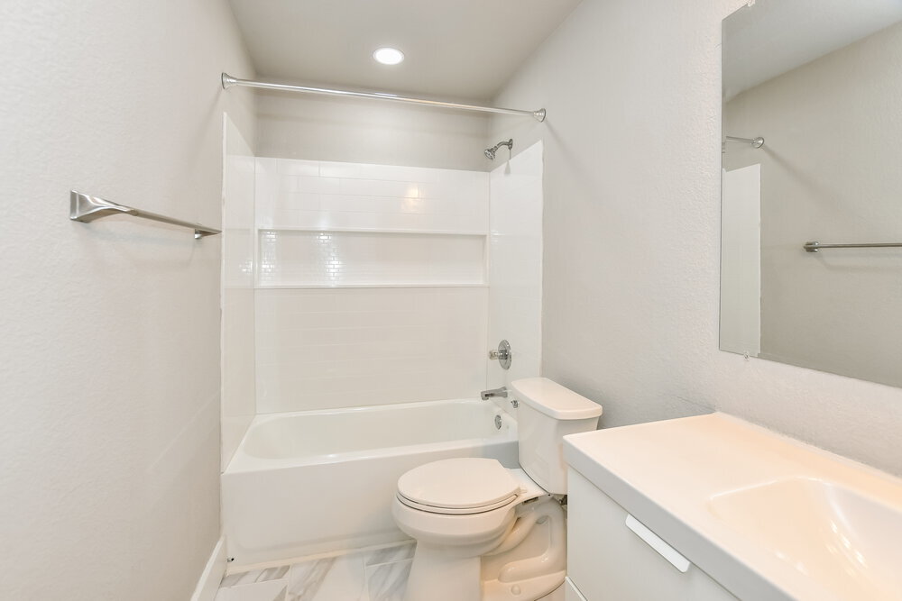 Building Photo - 1621 Lesli Dr