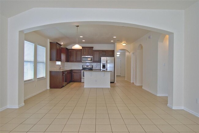 Building Photo - 16724 Ruggio Rd