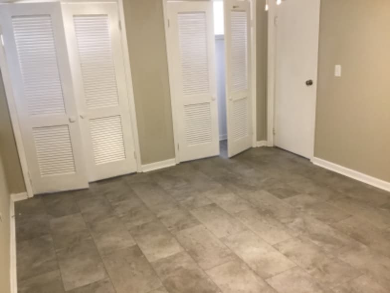 Building Photo - 312 Harvey Cir