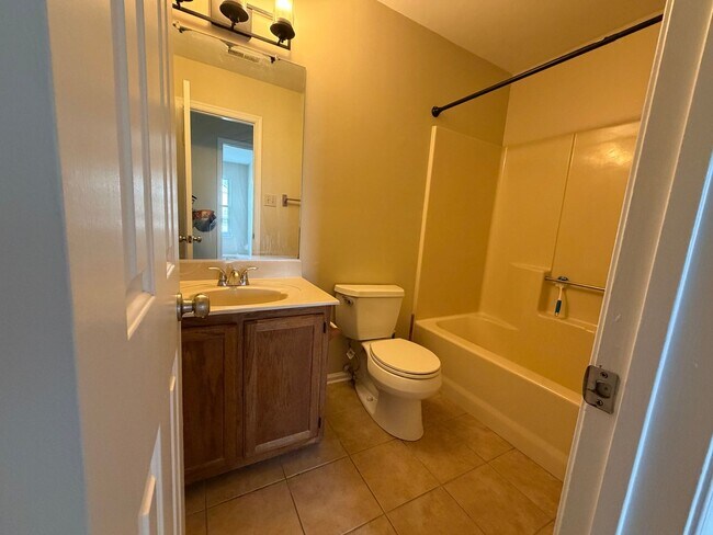 Building Photo - GLENWOOD