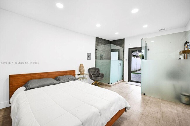 Building Photo - 85 NW 47th St