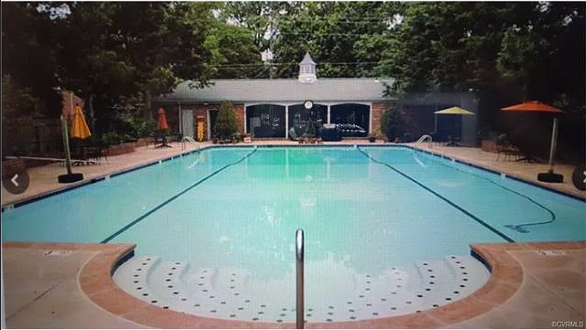 Building Photo - 401 N Hamilton St