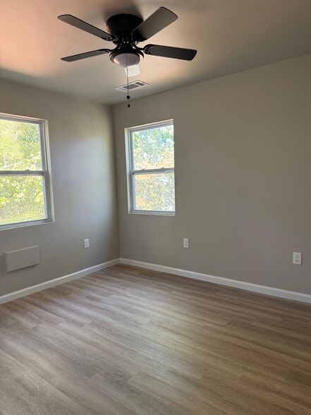 Building Photo - 2447 McAlpin Ter