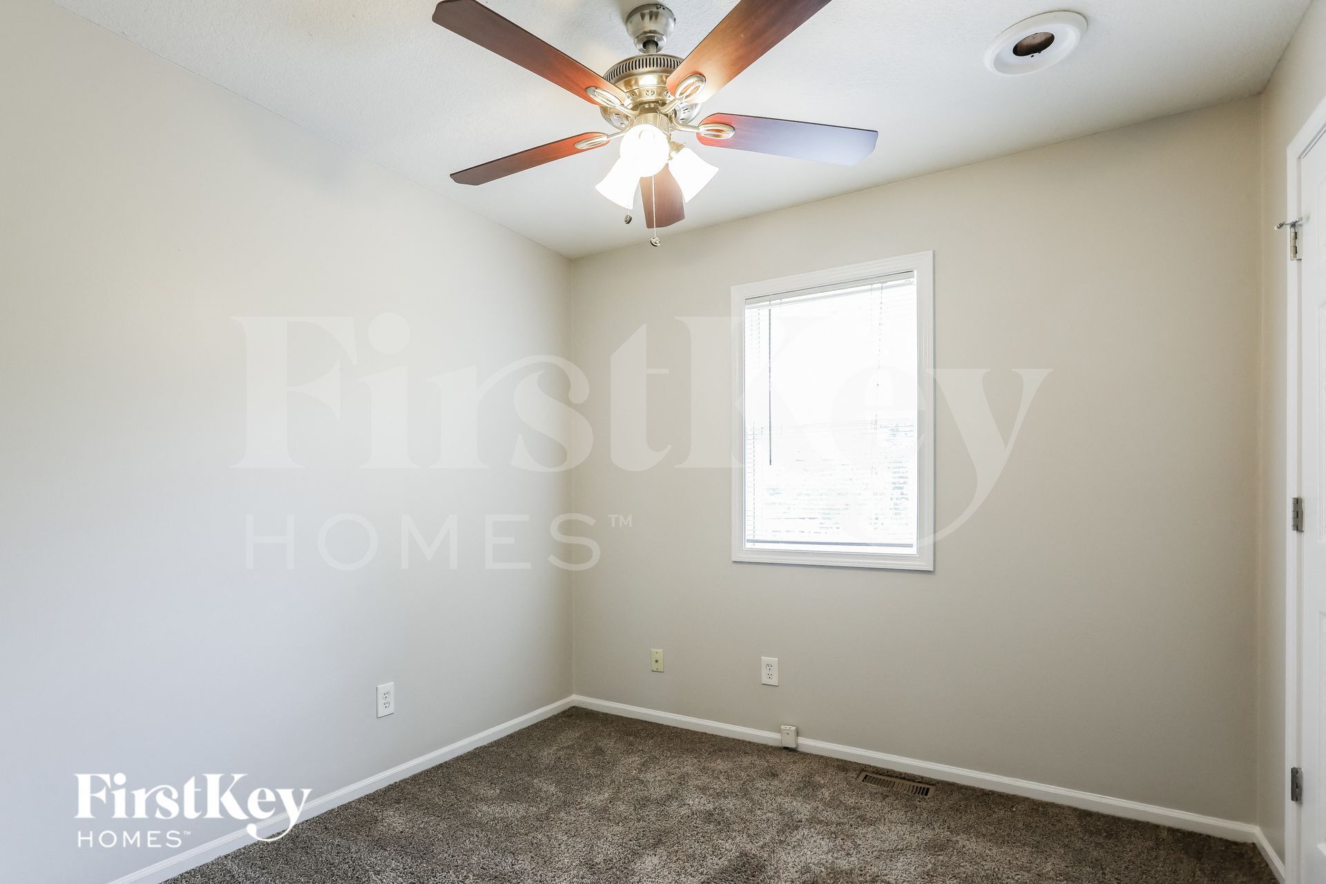 Building Photo - 7504 E 132 Terrace