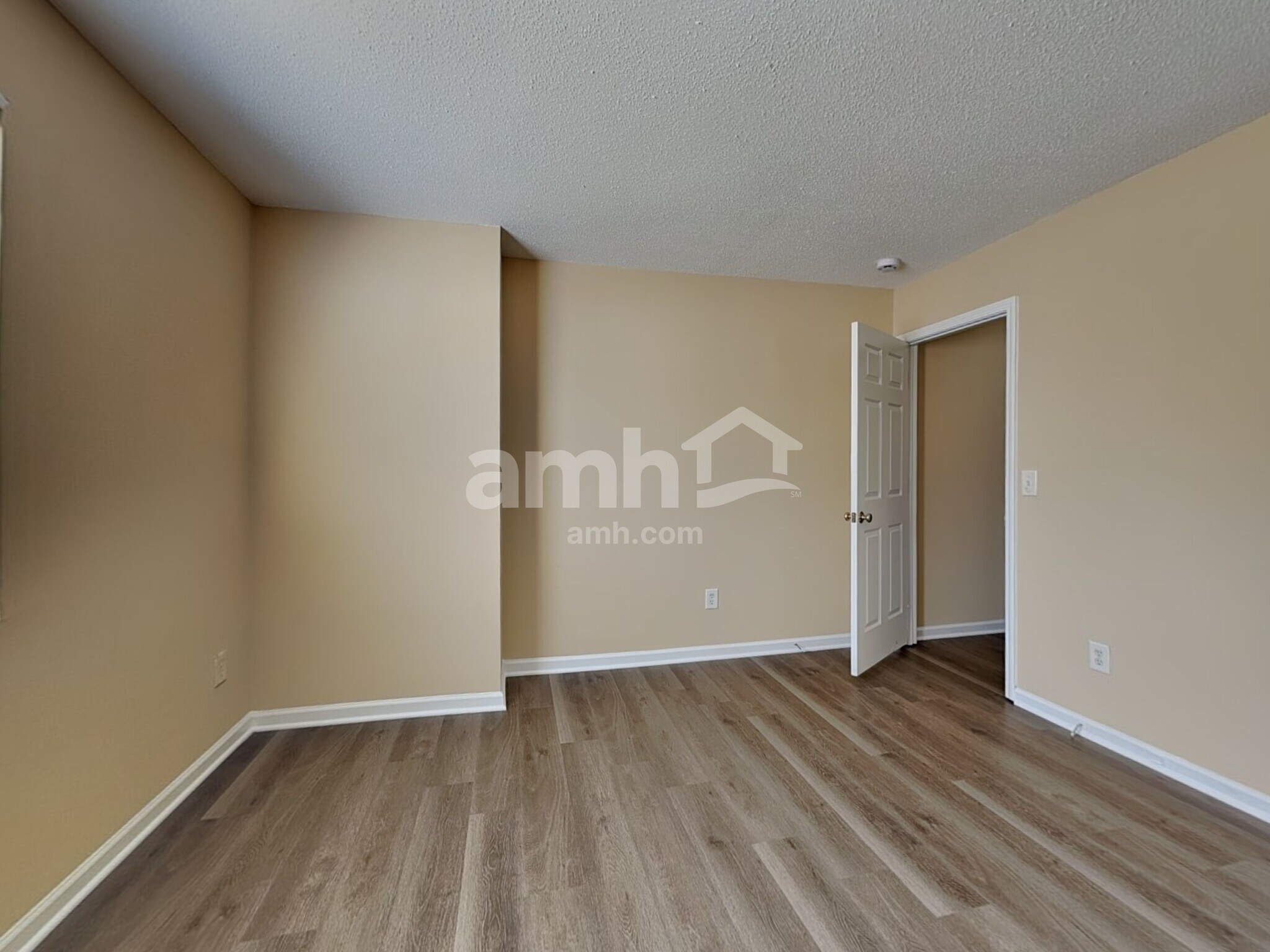 Building Photo - 1836 Chatfield Dr