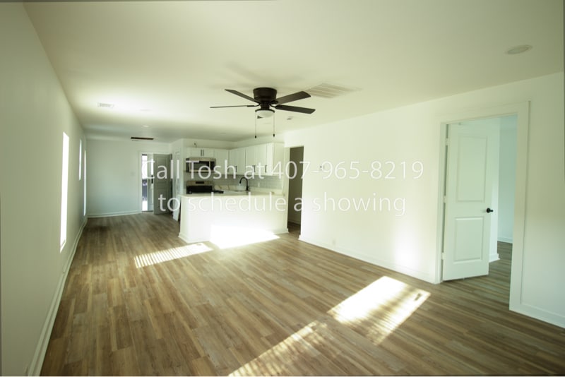 Building Photo - 701 E Crawford St
