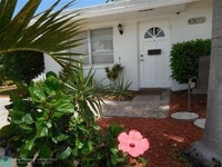 Building Photo - 3050 NW 1st Ave