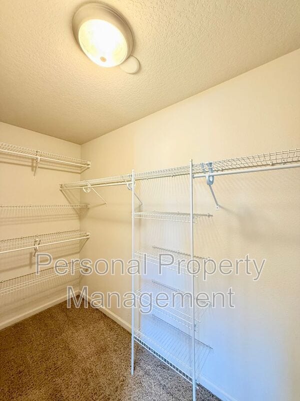 Building Photo - 5322 NE 95th St