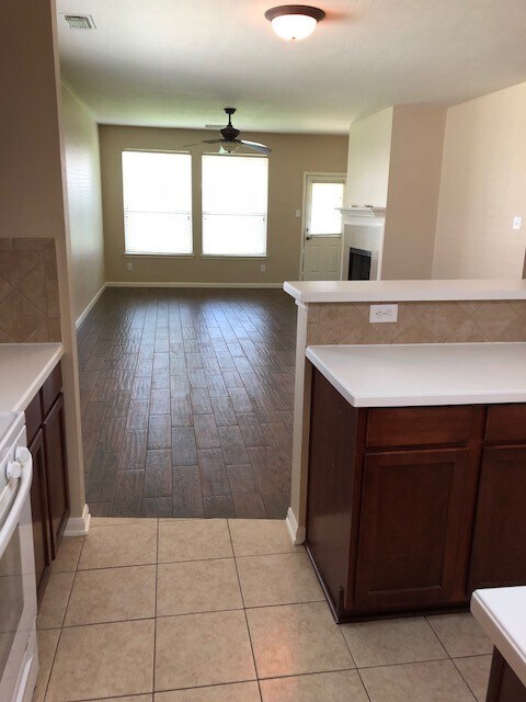 Building Photo - 16826 Shoal Park Dr