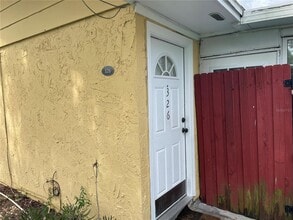 Building Photo - 326 San Rafael St