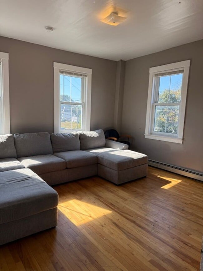 Building Photo - 9 Depot St