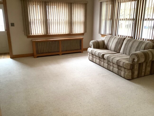Building Photo - Nice Single Family House for Rent