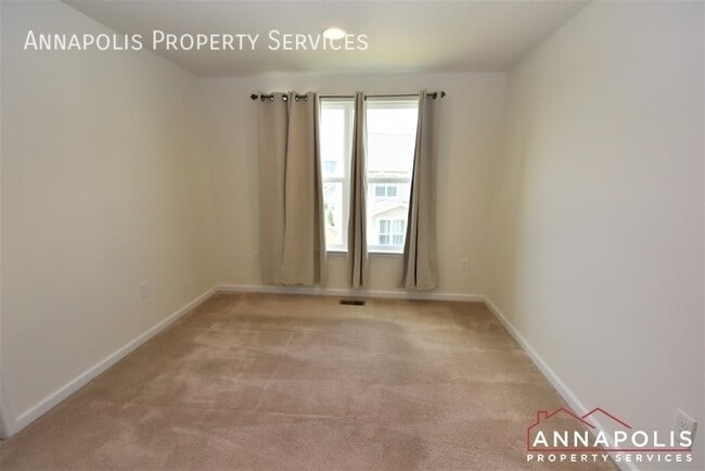 Building Photo - 7946 Monrovia Dr