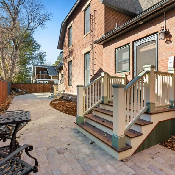 Building Photo - 503 Mathews St